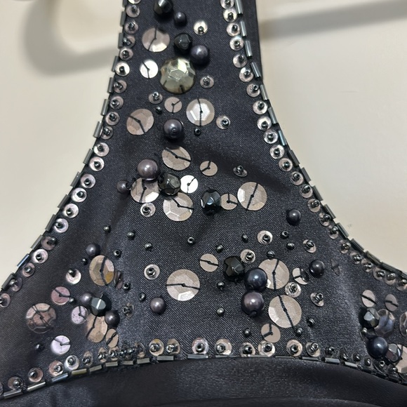 Adrianna Papell collection blue dress, size large includes a shawl - Picture 3 of 9